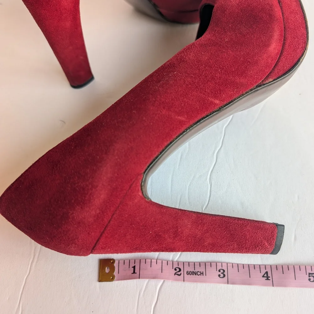 Stuart Weitzman Burgundy Suede Heels Size 8
